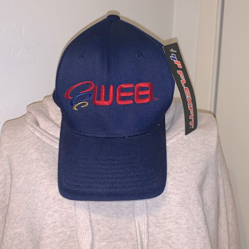 🎁NWT Flex fit WEB Navy , Red & Gold Baseball Cap Hat- Small/Medium